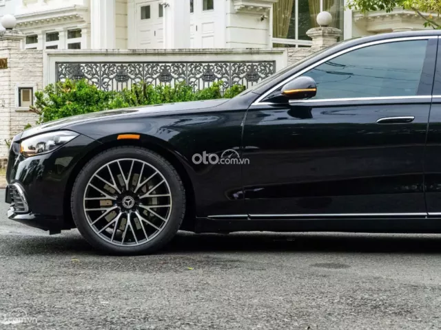 Mercedes-Benz S450 4Matic Luxury 2023 8