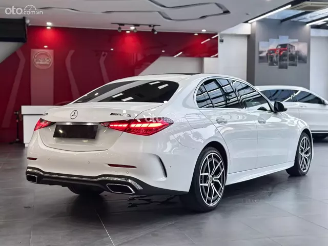 Mercedes-Benz C300 AMG First Edition 2022 5