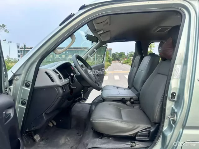 Toyota Hiace 2011 12