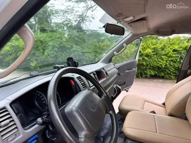 Toyota Hiace 2009 14
