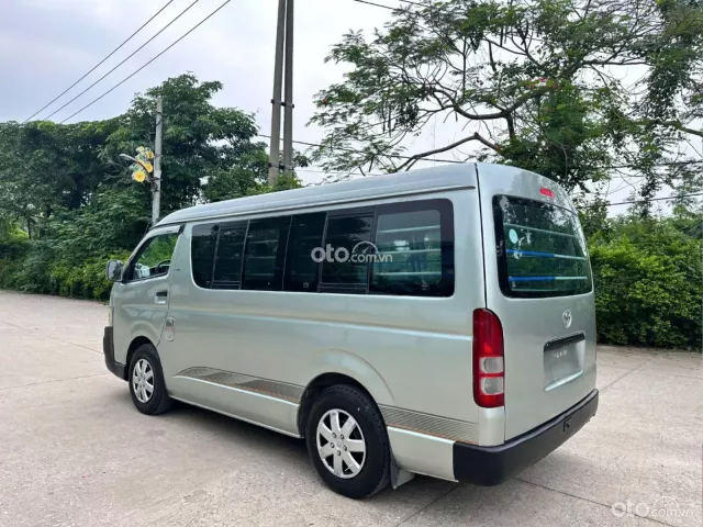 Toyota Hiace 2009 7