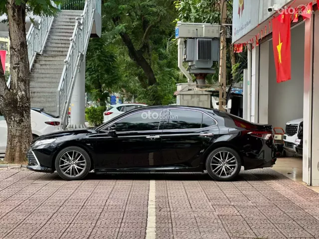 Toyota Camry 2.5Q 2022 4