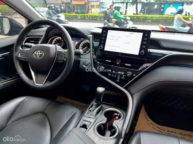 Toyota Camry 2.5Q 2022 10