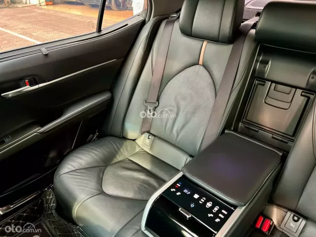 Toyota Camry 2.5Q 2022 14