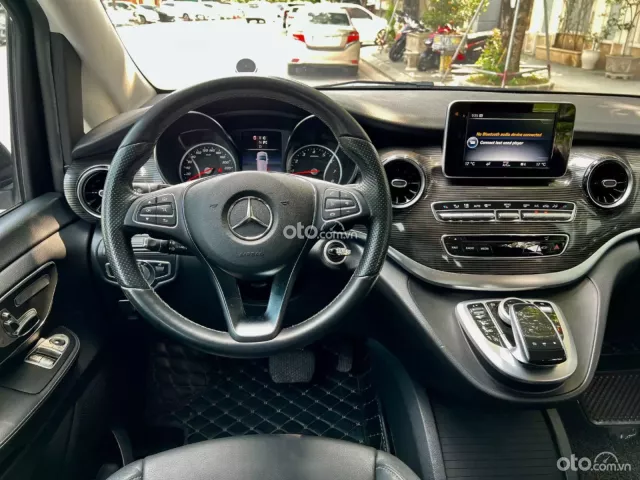 Mercedes-Benz V250 Luxury 2019 6
