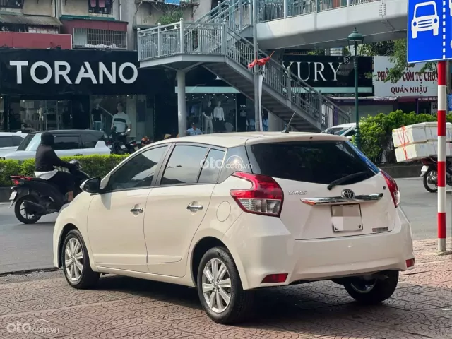 Toyota Yaris 1.5G 2017 4