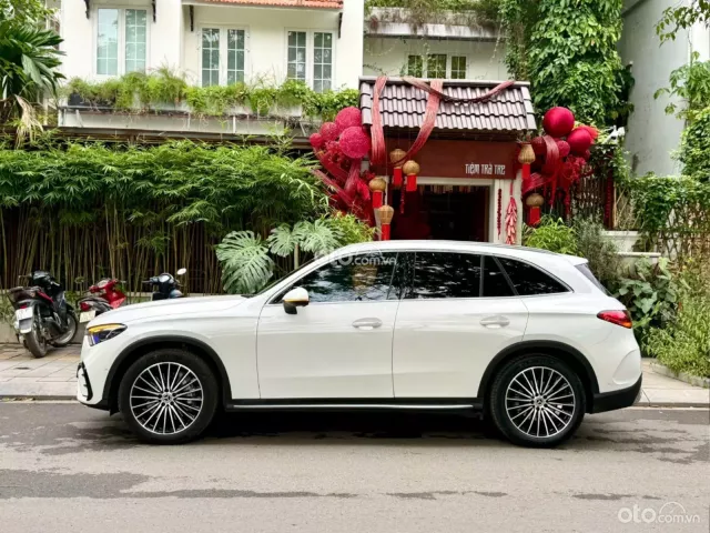 Mercedes-Benz GLC 300 4Matic 2023 3