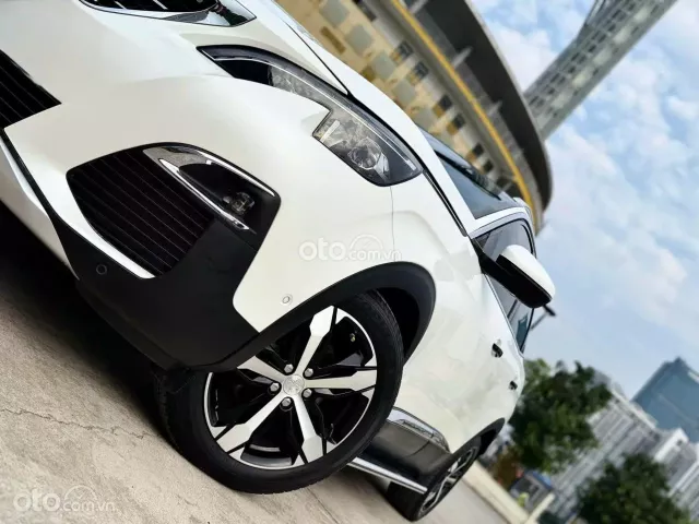 Peugeot 3008 Allure 2018 9