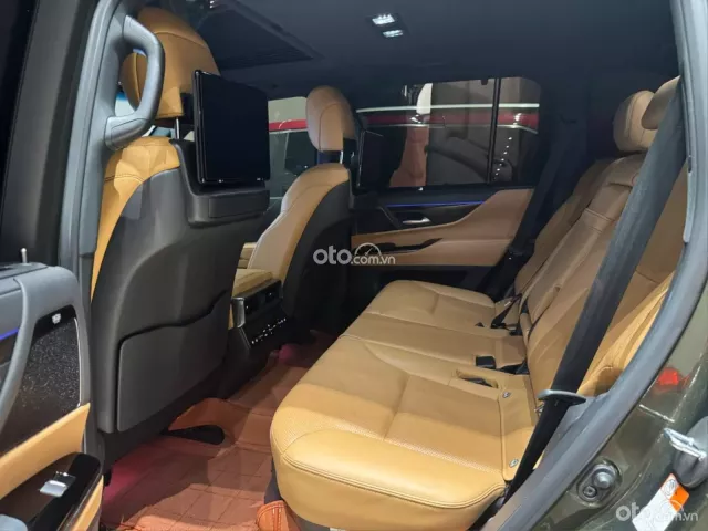 Lexus LX 600 Urban 2024 7