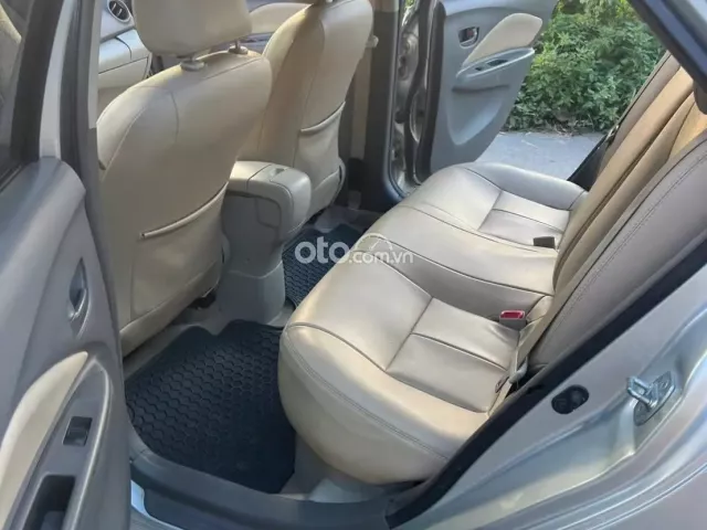 Toyota Vios 1.5E MT 2012 8