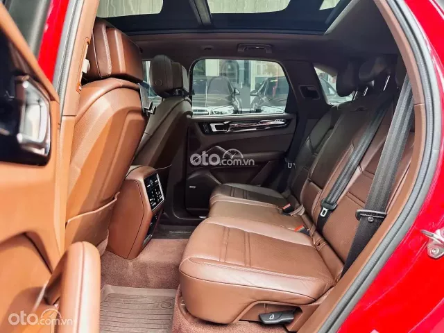 Porsche Cayenne 2021 9