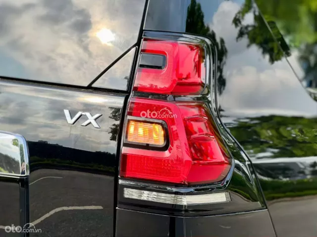 Toyota Land Cruiser Prado VX 2019 10