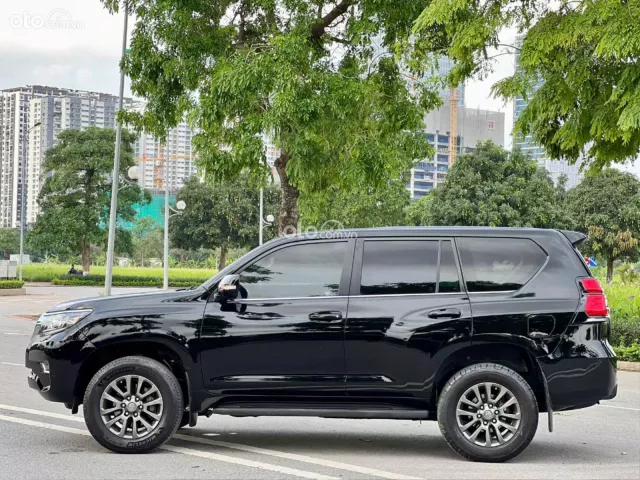 Toyota Land Cruiser Prado VX 2019 12