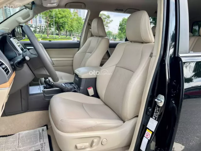 Toyota Land Cruiser Prado VX 2019 21