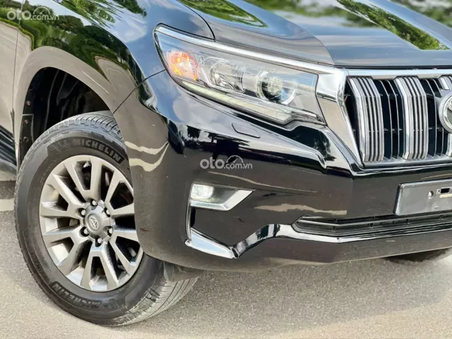 Toyota Land Cruiser Prado VX 2019 5