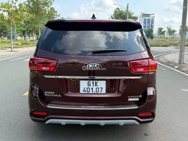 Kia Sedona 2.2 Platinum D 2019 8