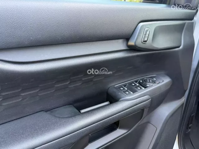 Ford Ranger XLS 2.0L 4x2 AT 2023 2