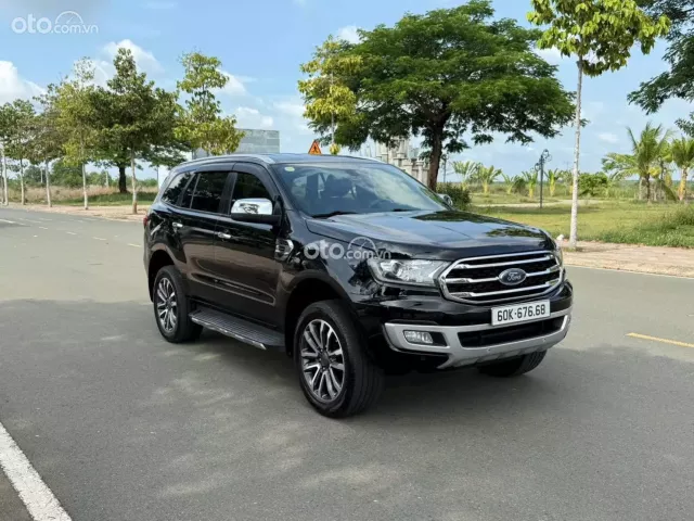 Ford Everest Titanium 2.0 AT 4x2 2019