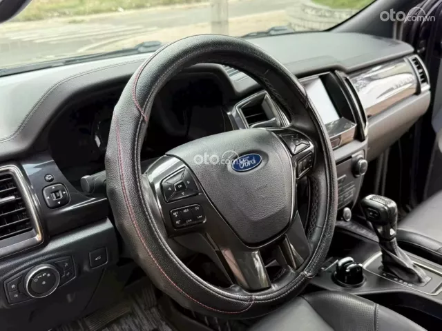 Ford Everest Titanium 2.0 AT 4x2 2019 9