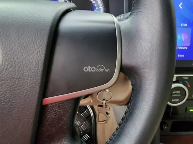 Toyota Camry 2.0E 2014 11