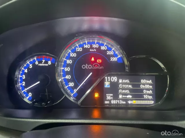Toyota Yaris 1.5G 2021 10