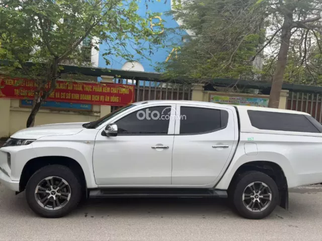 Mitsubishi Triton 4×2 AT 2023 2