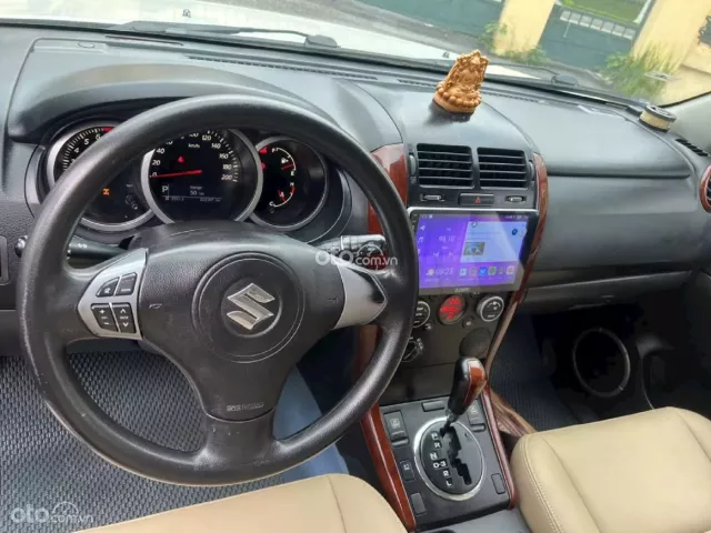 Suzuki Vitara 2.0L AT 4X4 2011 7