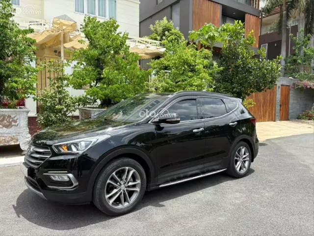 Hyundai Santa Fe 2.4L Xăng Tiêu chuẩn 2018 2