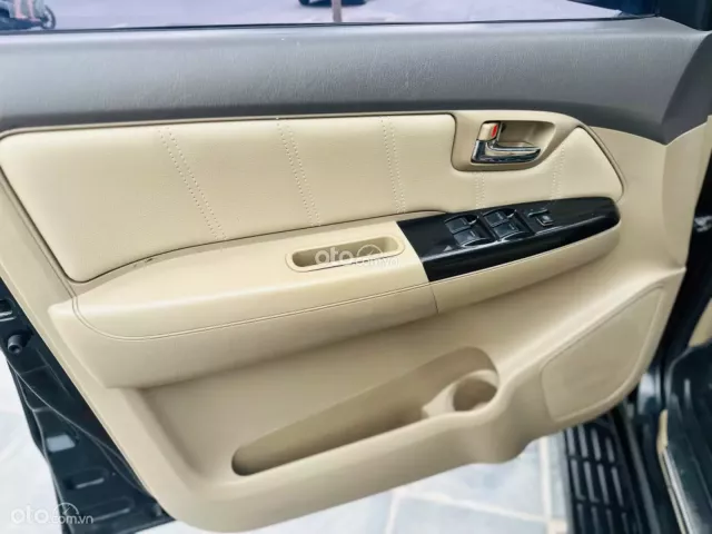 Toyota Fortuner 2.5G 2013 14
