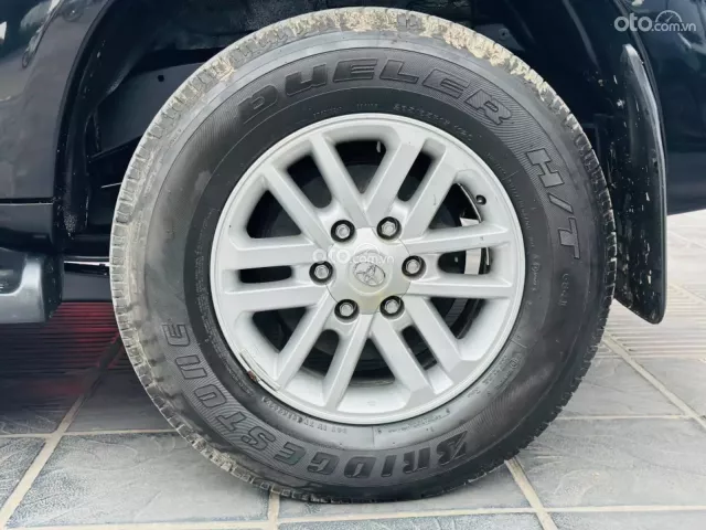 Toyota Fortuner 2.5G 2013 15