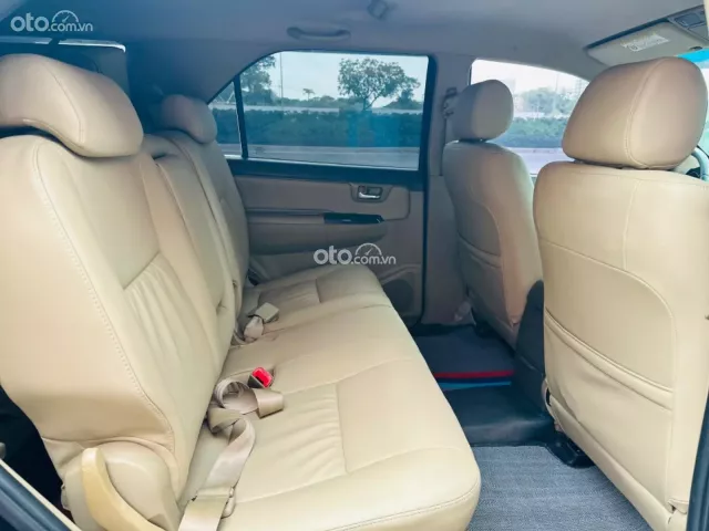 Toyota Fortuner 2.5G 2013 5