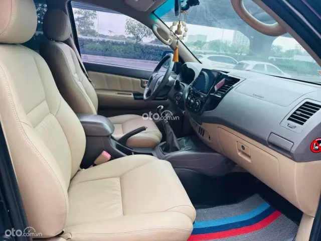 Toyota Fortuner 2.5G 2013 4