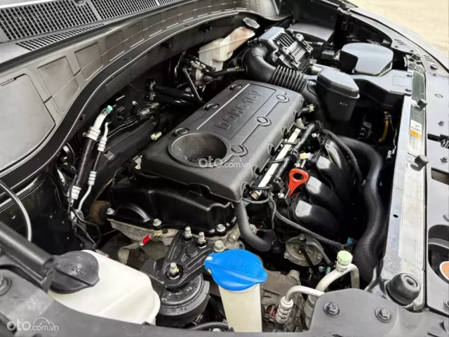 Hyundai Santa Fe 2.4L Xăng Tiêu chuẩn 2018 17