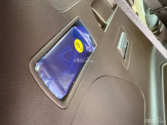 Hyundai Santa Fe 2.4L Xăng Tiêu chuẩn 2018 12