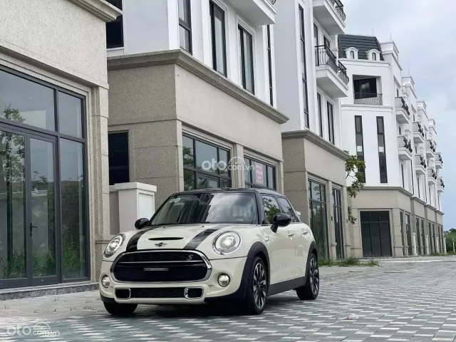 Mini Cooper S 5 cửa 2016 4