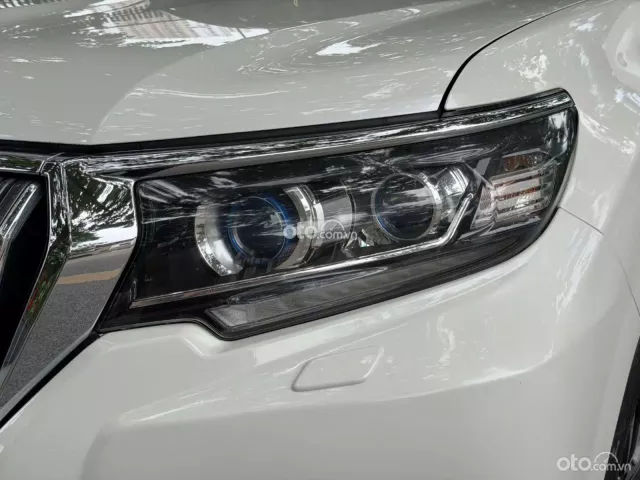 Toyota Land Cruiser Prado VX 2021 8