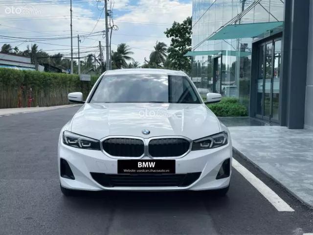 BMW 320i Sport Line 2024 9