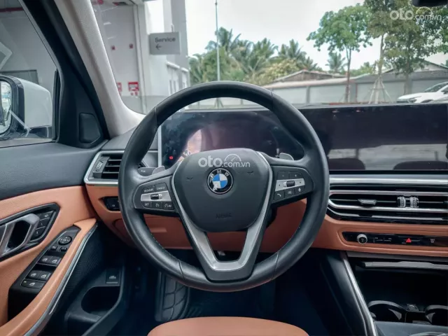 BMW 320i Sport Line 2024 10