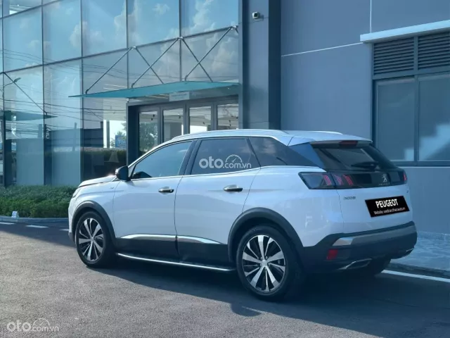 Peugeot 3008 GT 2022 3