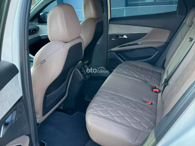 Peugeot 3008 GT 2022 6