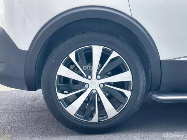 Peugeot 5008 GT 2022 5