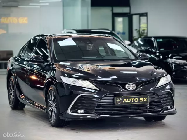 Nhập khẩu nguyên chiếc Thái Lan