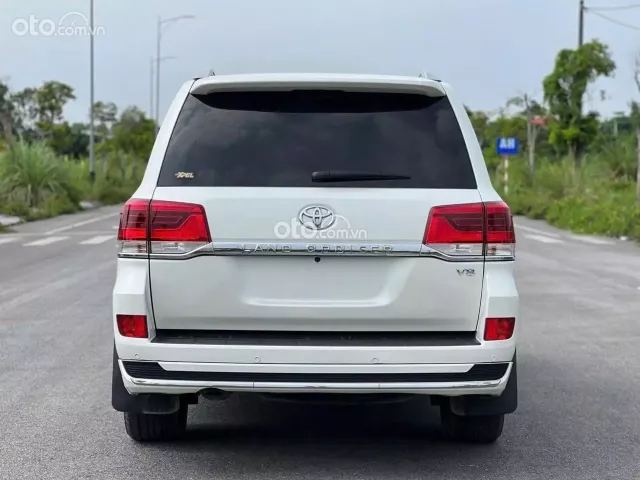 Toyota Land Cruiser 2020 6