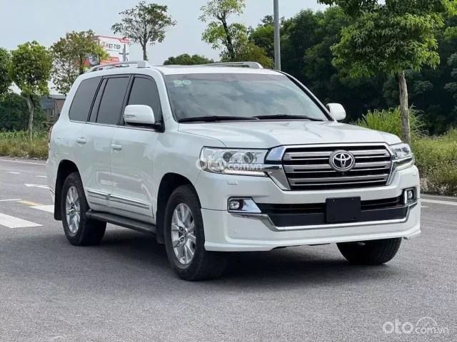Toyota Land Cruiser 2020 3