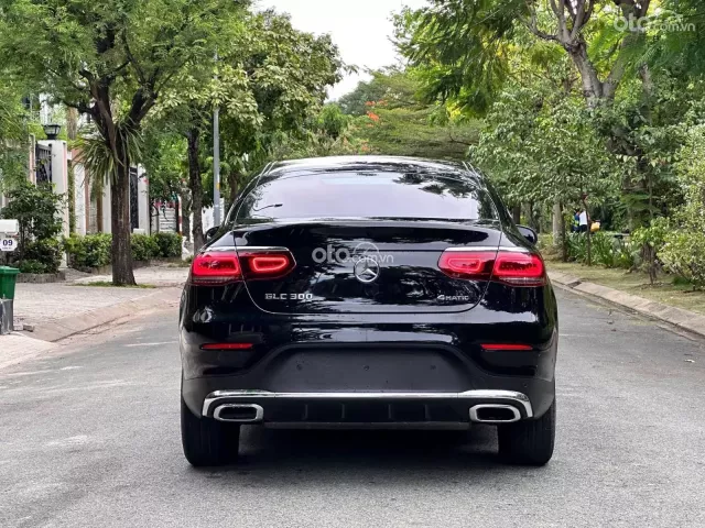 Mercedes-Benz GLC 300 4Matic Coupe 2021 4