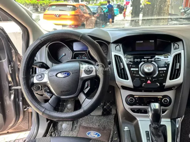 Ford Focus S 2.0AT 2013 17