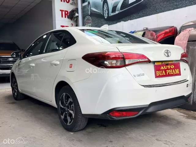 Toyota Vios 1.5 E CVT 2024 6