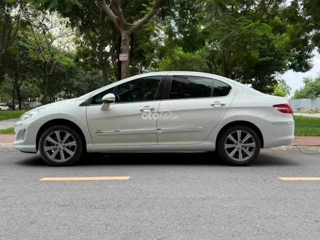 Peugeot 408 Premium 2016 5
