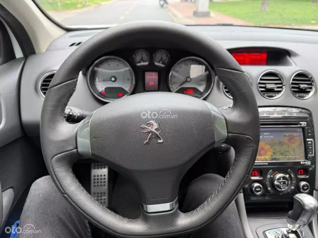 Peugeot 408 Premium 2016 13