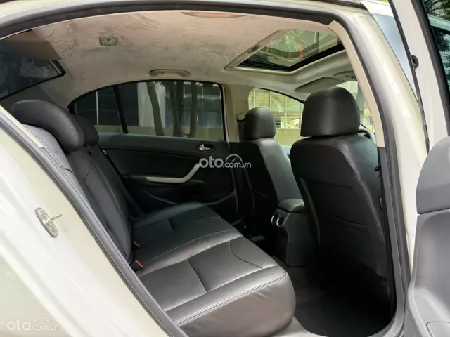 Peugeot 408 Premium 2016 12